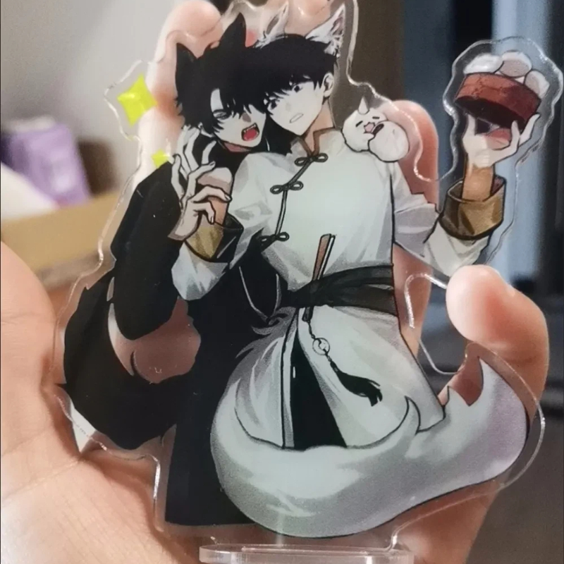 Figurine en acrylique Omniscie - Desk Accessories avis et prix